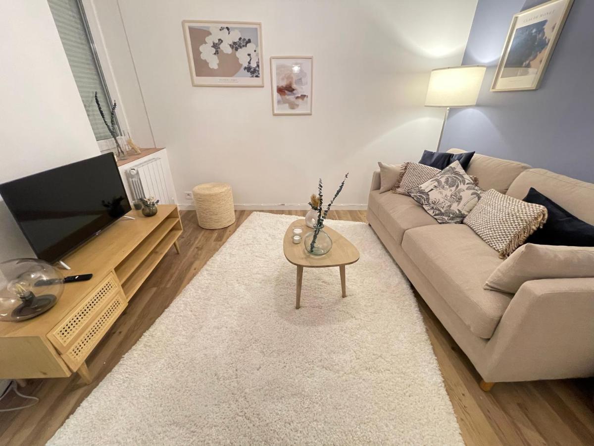 Wallis Yourhosthelper Reims Bagian luar foto