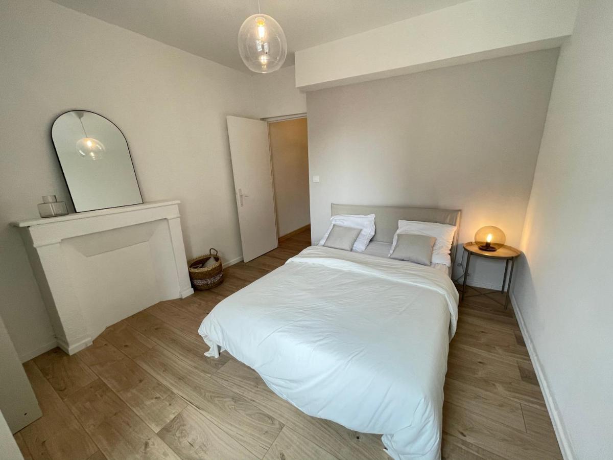 Wallis Yourhosthelper Reims Bagian luar foto